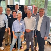 30 er Jubiliare mit Dr. Wiedmann und Mike Rebbin