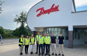 AlumniOnSite bei Danfoss Power Solutions: Exklusive Einblicke in Neumünster