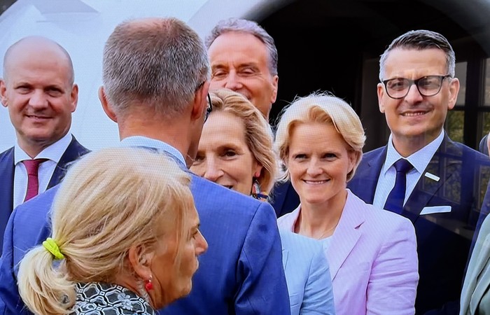 Bundeskanzler Bundeskanzler Friedrich Merz | Gespräch mit NORDAKADEMIE-Alumna